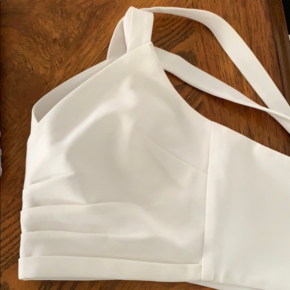 Aritzia white crop top (Talula) - Picture 8 of 8